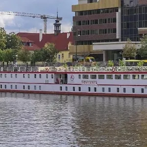 River Koenigstein Botel Praag