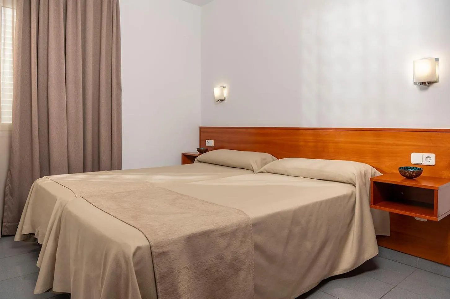 Apartaments Blau Lloret de Mar 0*,